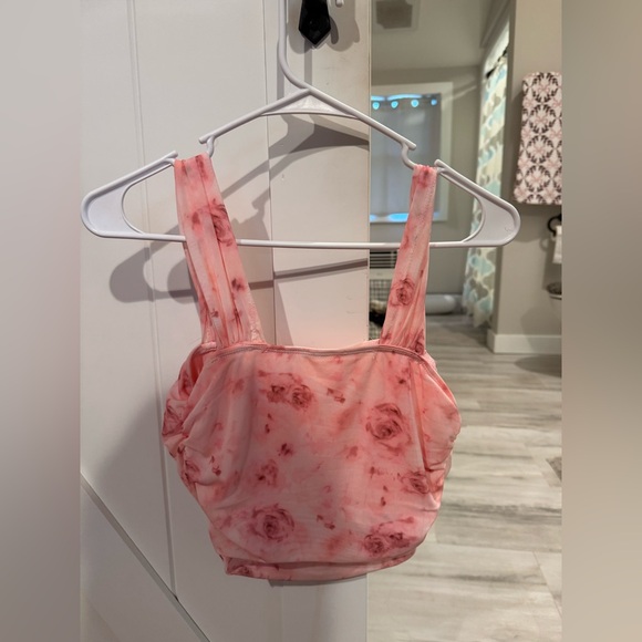 Shein tank top Size Medium Color Pink - Picture 2 of 3